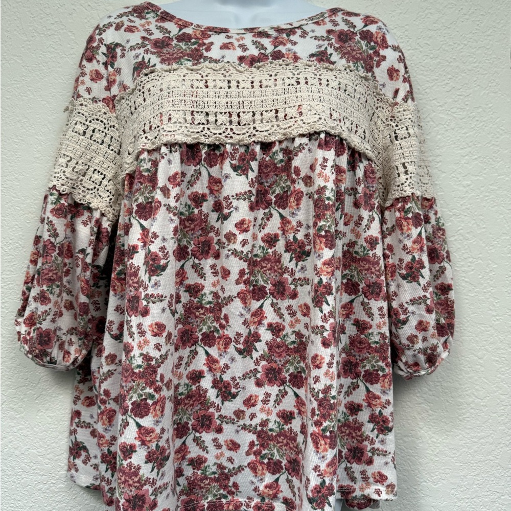 Floral Lace Trim Women's tru self Top size 1X